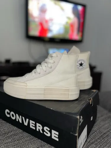 Tênis Converse Chuck Taylor All Star Cruise Amendoa