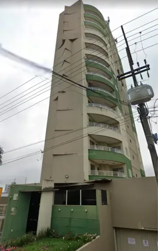 Vendo um Apartamento no Condomínio Arpoador