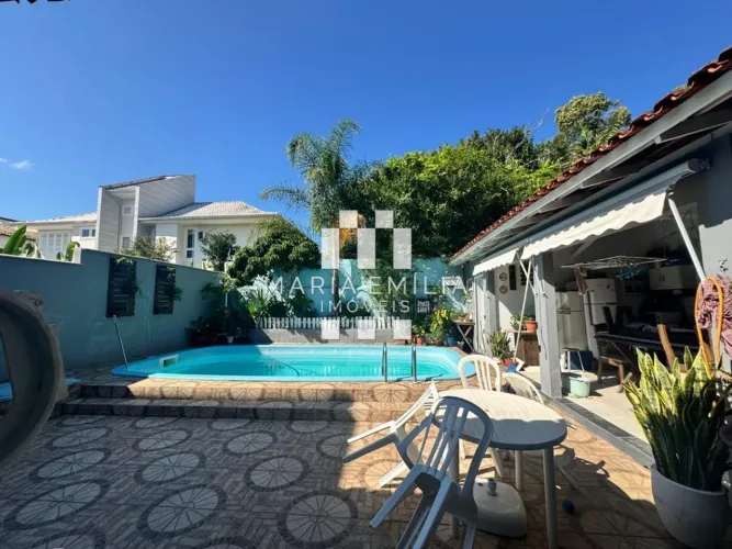Casa à venda em Florianópolis, Santa Mônica, com 4 quartos, com 193 m²