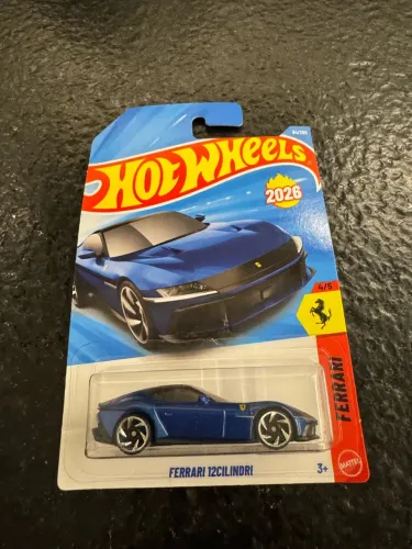 Hot Wheels Ferrari 12 cilindri