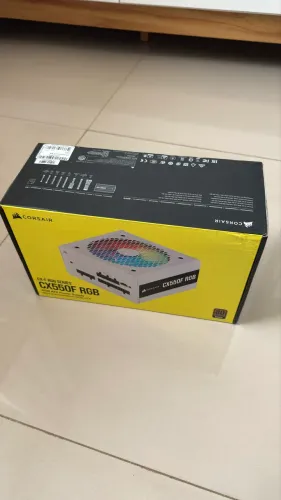 Fonte CX550F RGB Branca