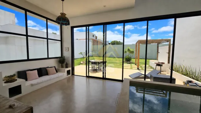 Casa moderna à venda no Residencial Parque Laguna Botucatu