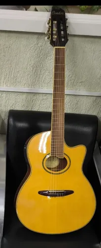 Violão acústico Condor