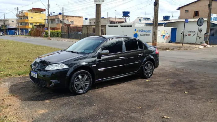 Renault Megane Sedan Expression Hi-flex 1.6 16V 2010