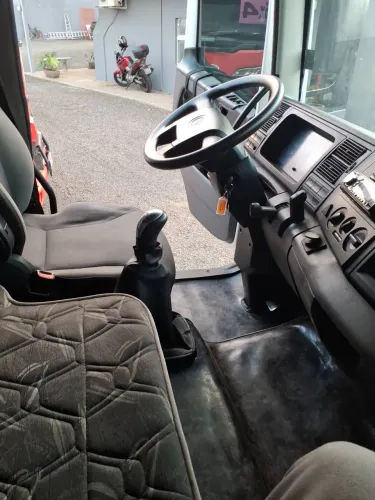 Volkswagen 19.360 Constellat. Tractor (diesel)(E5) 2022/2023 Vamos Seminovos Campinas