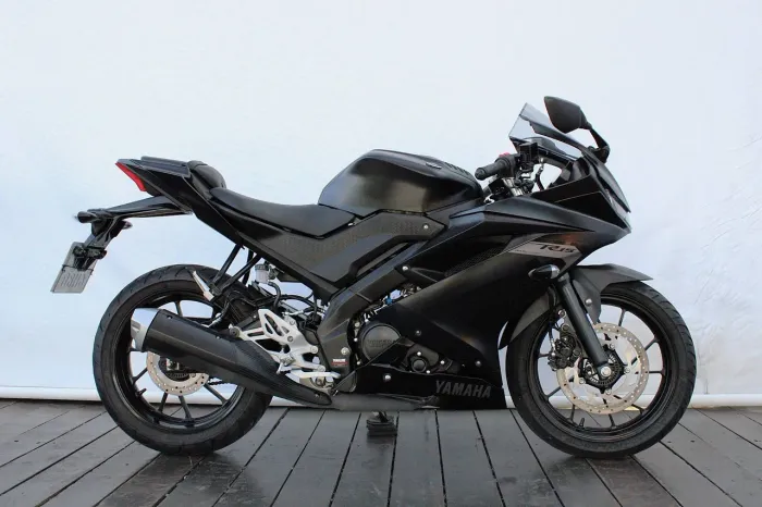 YAMAHA YZF R15