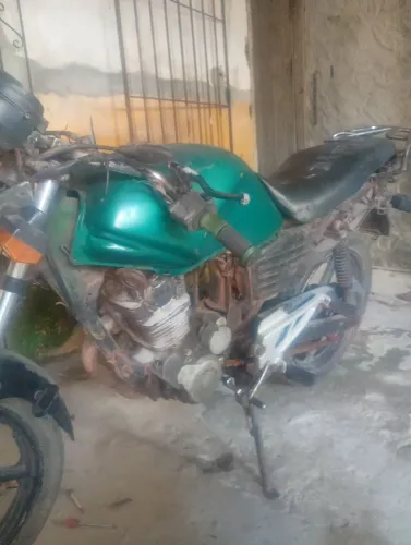 Moto de leilão 