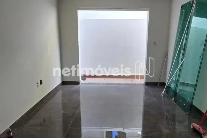 Área Privativa à venda com 2 quartos e 1 suíte no Candelária/BH - R$450.000,00