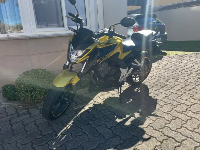 HONDA CB300F TWISTER 2024