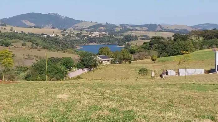 Lote  de 1.000 m² em Condomínio na Estância Turística  de Joanópolis