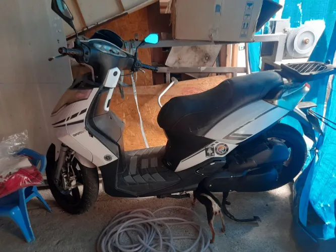 Moto dafra Leia 