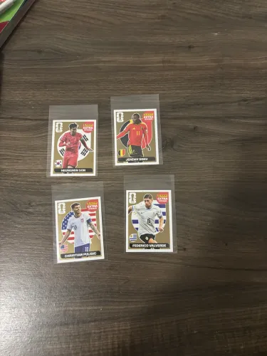 Figurinhas extra stickers ouro 220 cada !