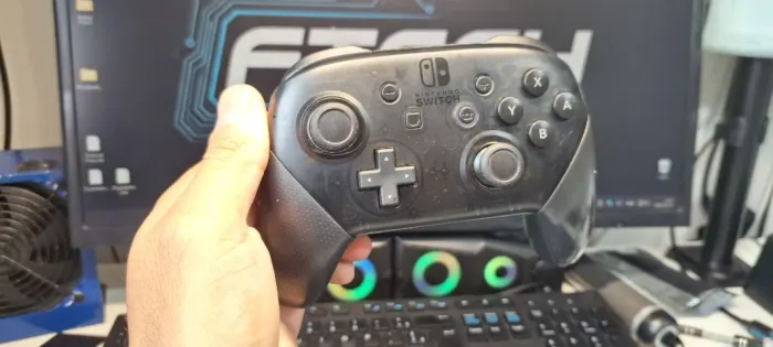 Nintendo Switch Pro Controller