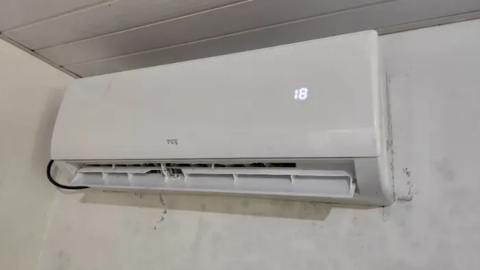 Ar-condicionado split inverter TCL 12000 BTU's usado