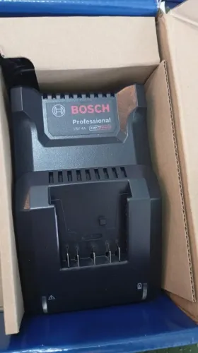 Carregador Bosch Professional GAL 18V-40