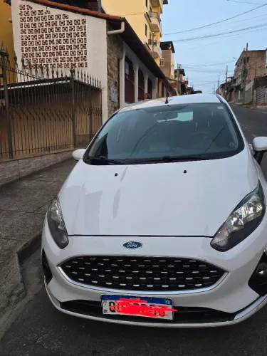 Ford Fiesta SEL 1.6 16V Flex Mec. 5P 2018