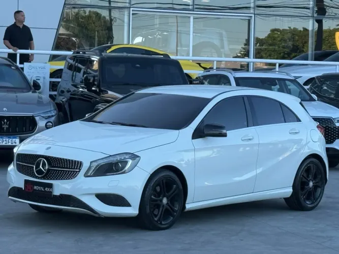 Mercedes-Benz A-200 A 200 1.6 Turbo 2015