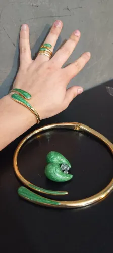 Kit Bijuterias - Dourado com Verde