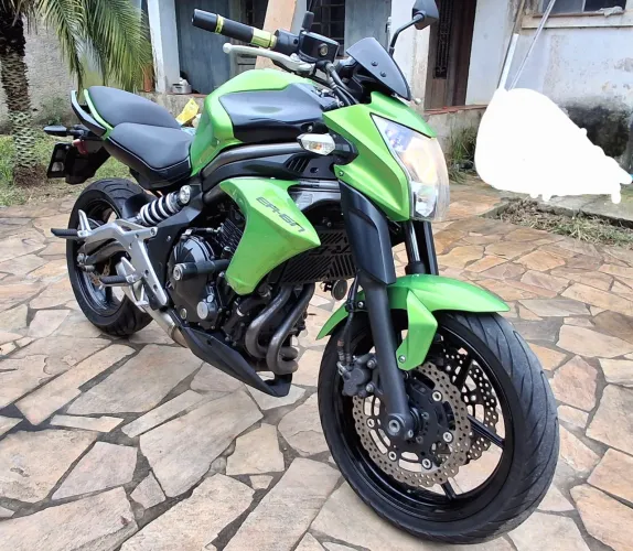ER-6N 2013