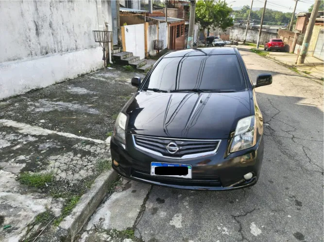 Nissan Sentra SR 2.0 Flex Fuel 16V Aut. 2012