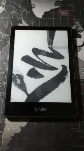Kindle Paperwhite 11