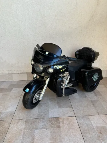 Moto elétrica infantil bandeirantes
