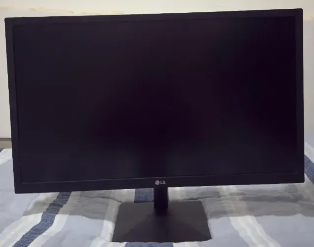 Monitor LG 24MK430H 23,8" Full HD IPS HDMI FreeSync VESA - Excelente Estado