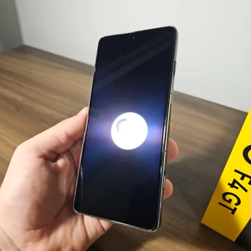 POCO F4 GT 256 GB/ 12GB DE RAM STEALTH BLACK USADO