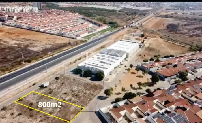 Terreno comercial à venda no Vale Dourado - Rod. Transnordestina - Petrolina/PE.