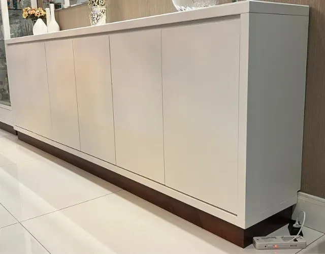 Buffet Aparador Branco 2,70m com 6 Portas