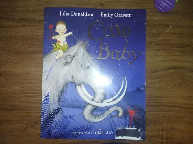 Livro Cave Baby em inglês