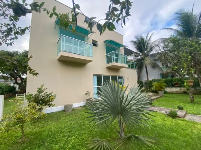 Aluga-se casa em Aldeia, KM 14, com aprox 300m2- Aldeia dos Camarás- Camaragibe-PE