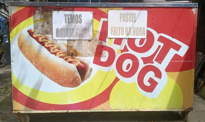 Carrinho de lanche, balcão de lanche.