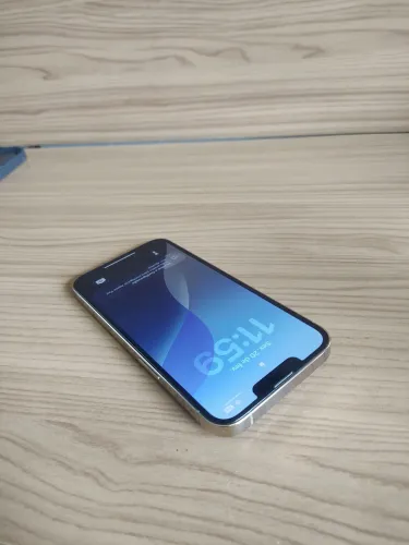 iPhone 13 pro Dourado