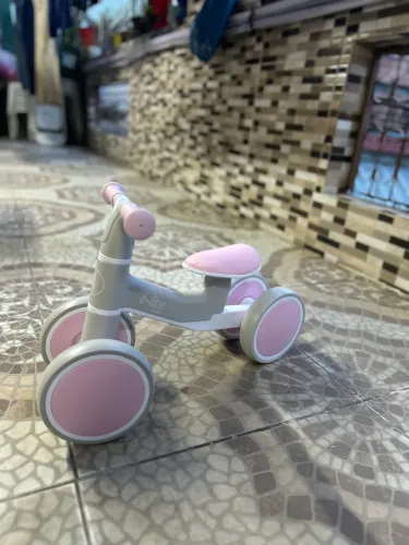 Bicicleta de equilíbrio infantil
