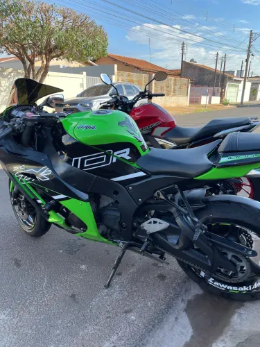 Kawasaki 1000 zx10r verde
