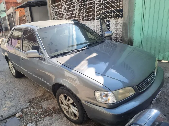 Toyota Corolla XEI 1.8/1.8 Flex 16V Aut. 2001