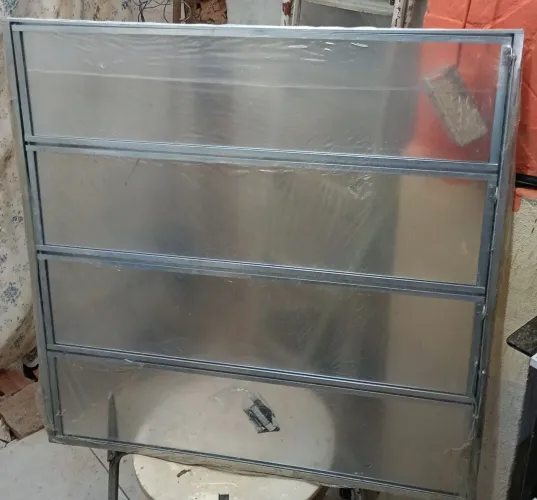 Basculante 80x80 