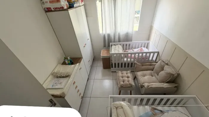 Guarda-Roupa + Cômoda + Berço + Poltrona com apoio de pé