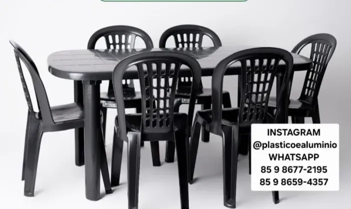 Mesa e Cadeiras de Plástico, material reforçado   Mesa e cadeiras reforçadas 