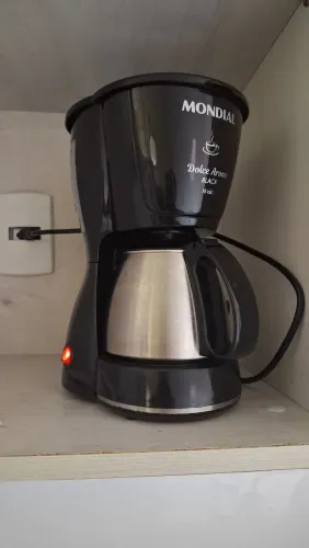 Cafeteira e misteira