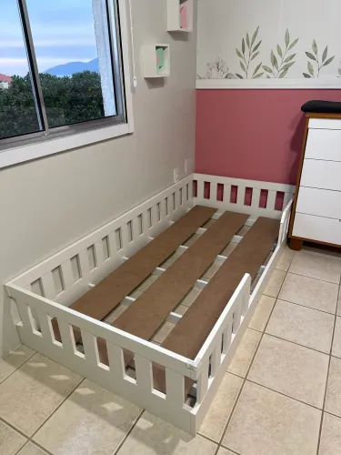 Cama montessoriana