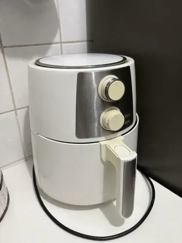 Fritadeira Sem Óleo (Air Fryer) Midea 220V
