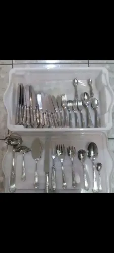 FAQUEIRO COM 130 PEÇAS 