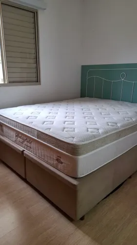 Cama Queen box baú + colchão 