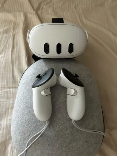 Óculos de realidade virtual Meta Quest 3 + face pad + head strap + case