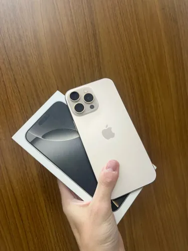 16 PRO MAX 256GB SILVER VENDO
