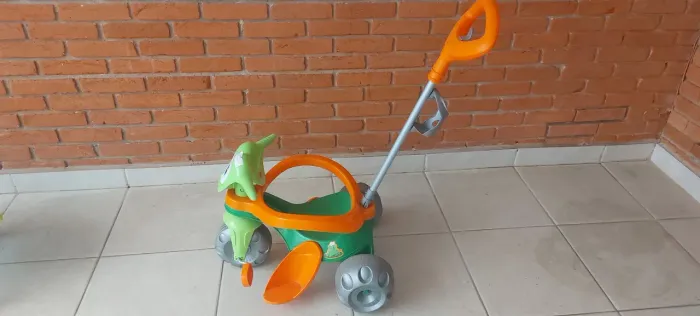 Triciclo infantil zootico bandeirantes