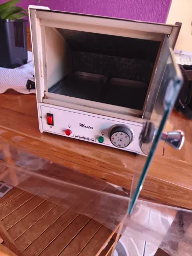 Forno esterilizado, e