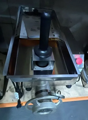 Triturador de Carnes Bovina Boca 22 (Anselmo)